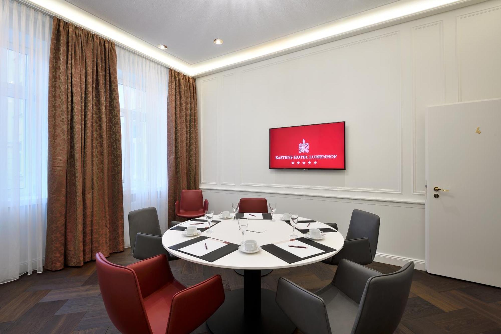 Kastens Hotel Luisenhof Hannover Kültér fotó Meeting room