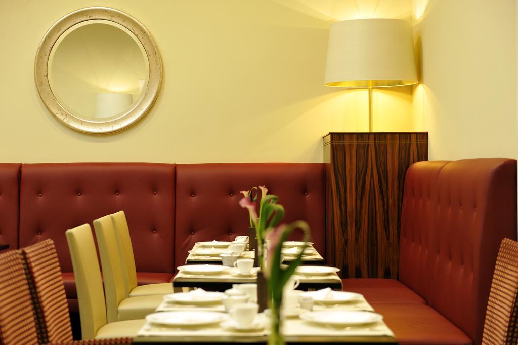 Kastens Hotel Luisenhof Hannover Kültér fotó Restaurant interior