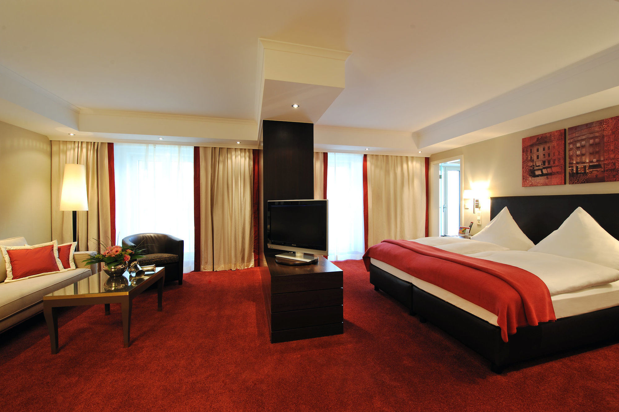 Kastens Hotel Luisenhof Hannover Szoba fotó A typical room at the Hotel